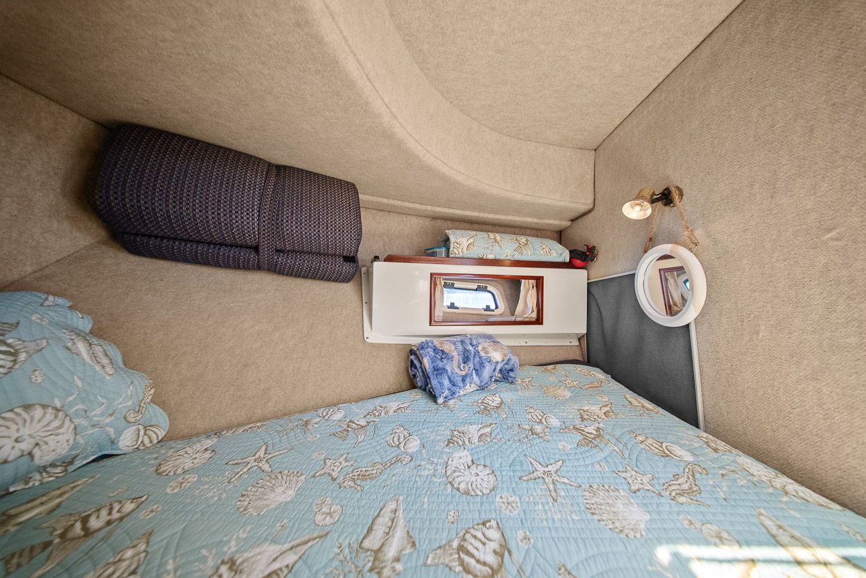 2001 Camano 31 Trawler - 11