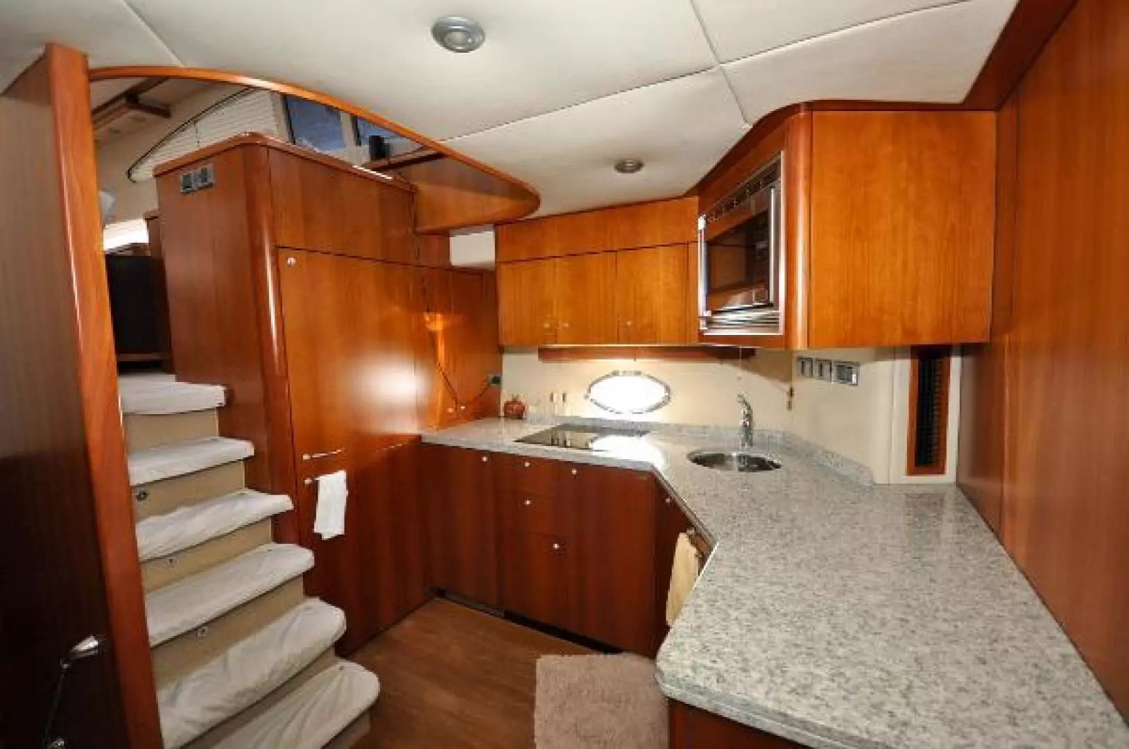 2006 Sunseeker Predator - Image 20
