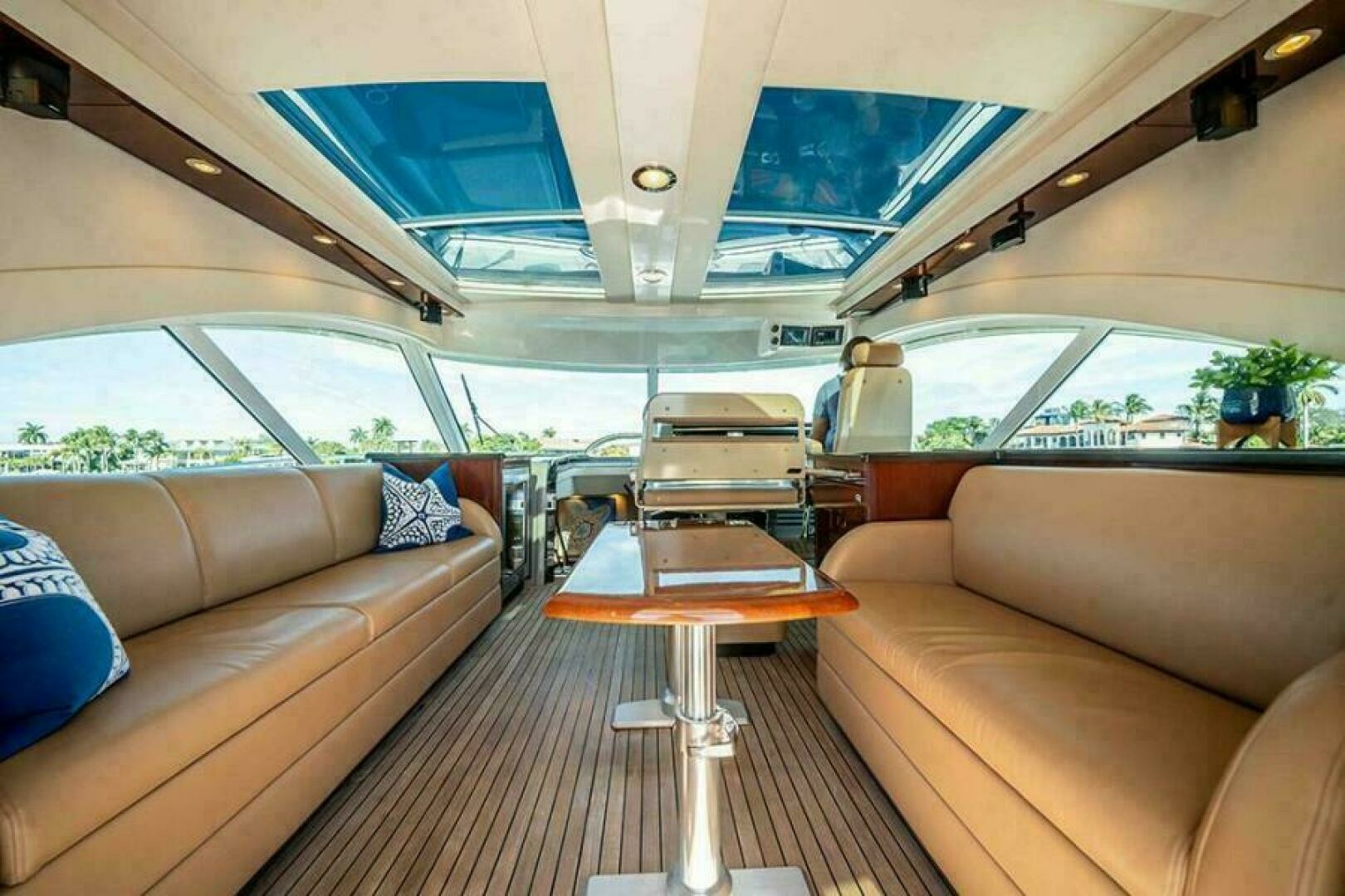 2012 Sea Ray 610 Sundancer - Image 5