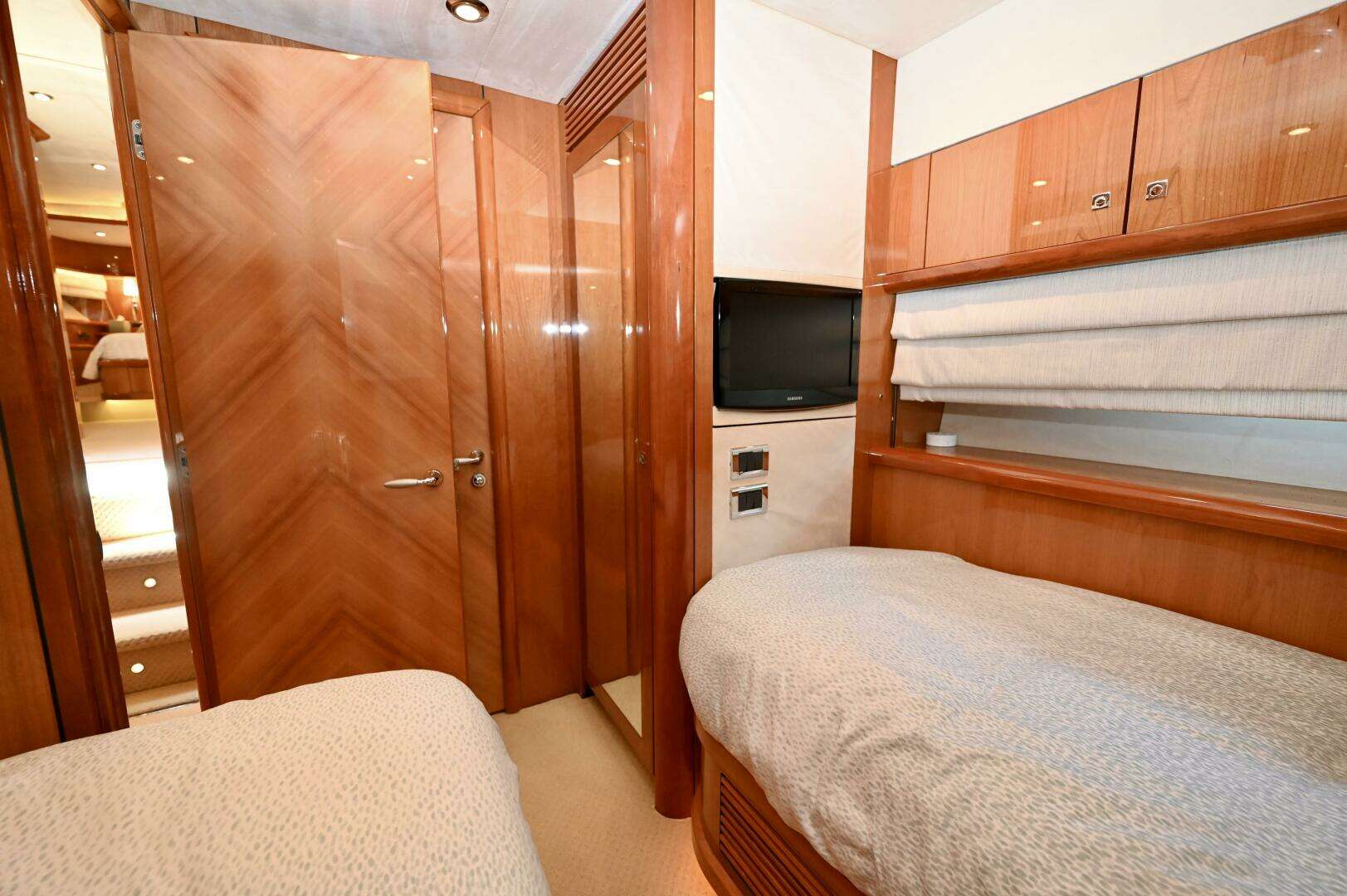 2005 Sunseeker Yacht - Image 33
