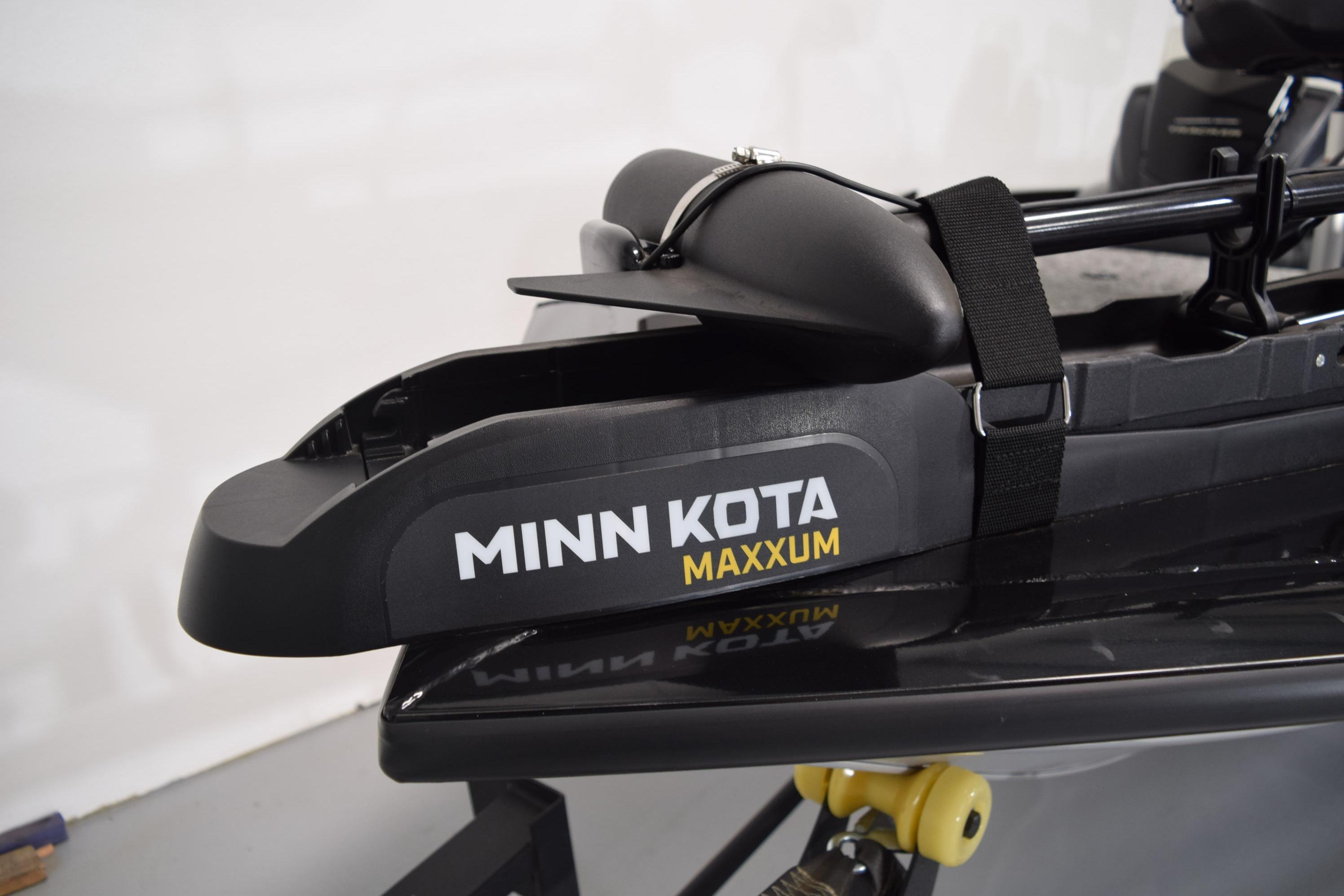 Minn Kota Maxxum motor on 2026 Tracker Pro Team 175 boat.