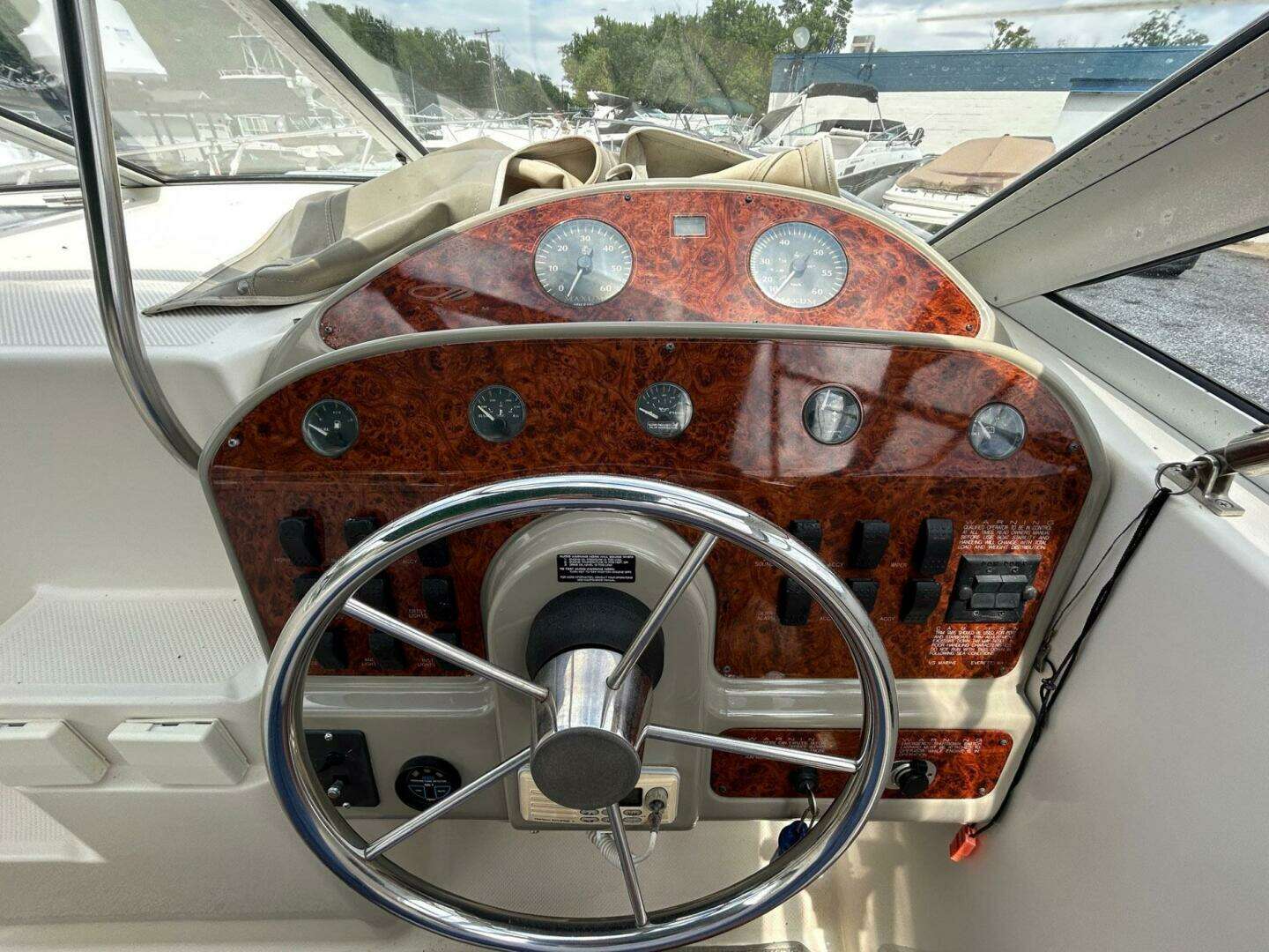 1998 Maxum 2800 SCR - Image 14