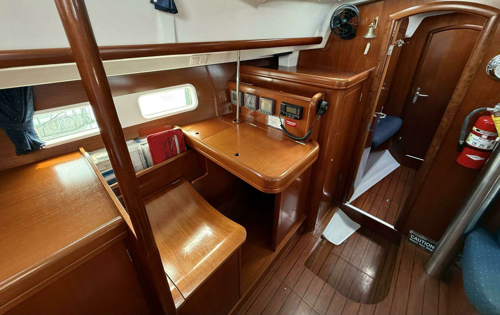 2003 Beneteau — - Image 32
