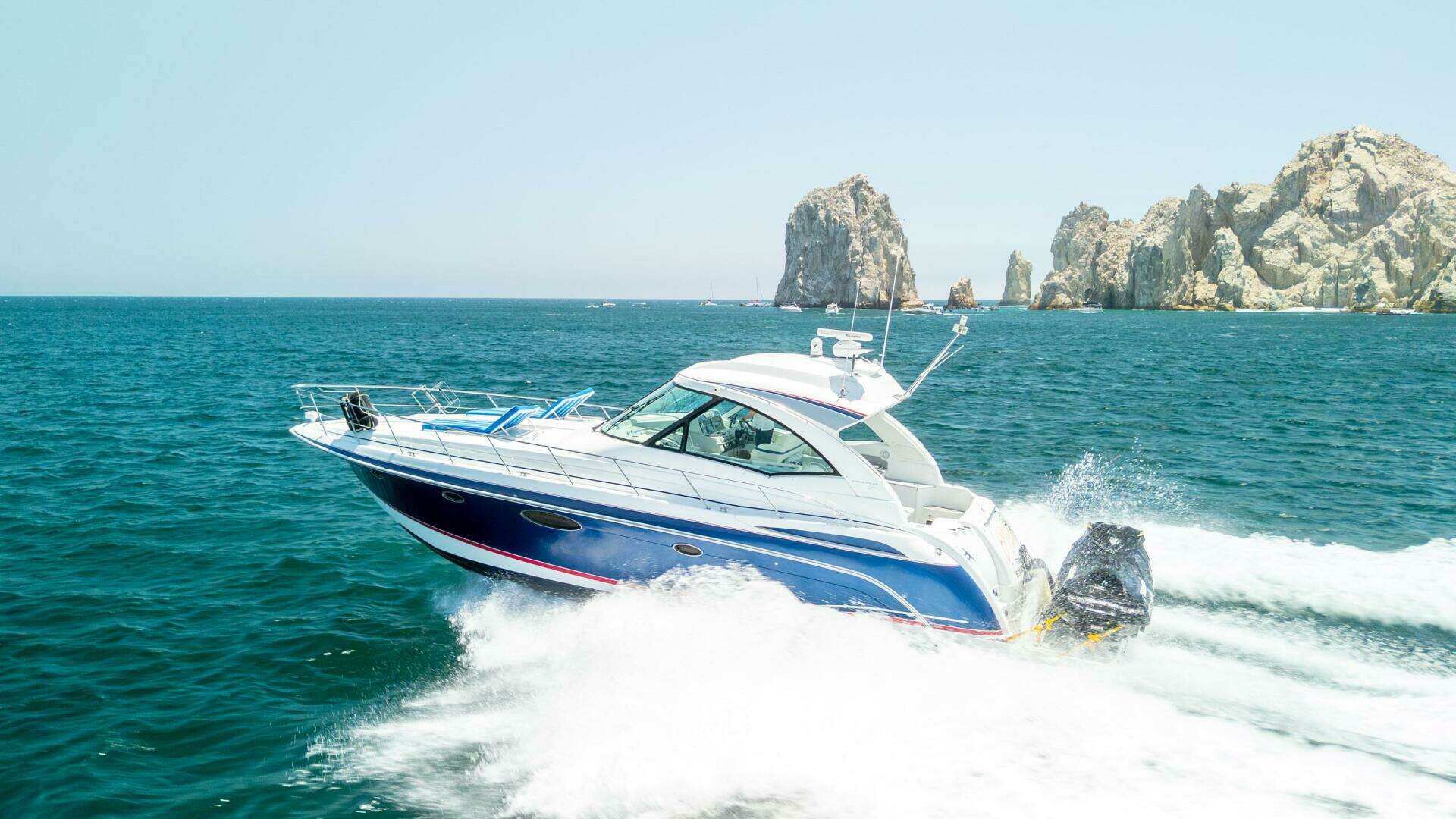 2007 Formula 45 Yacht - Image 21