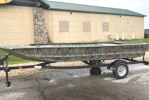 2026 Tracker Grizzly 1648 Utility