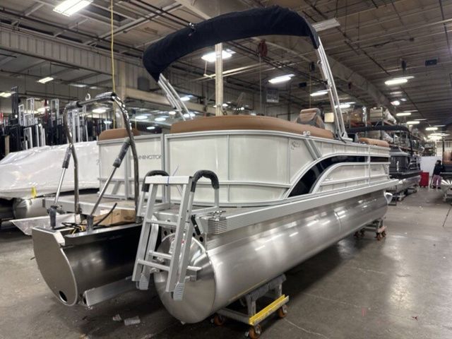 2026 Bennington S Quad Bench 22 SSR Tritoon - 8