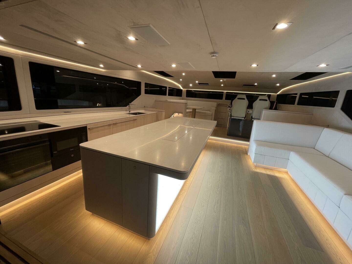 2027 McConaghy Boats MC63p Offshore - Image 14