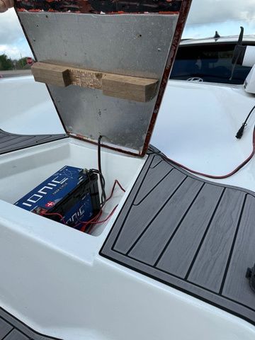 1978 Boston Whaler 17 Montauk - 14