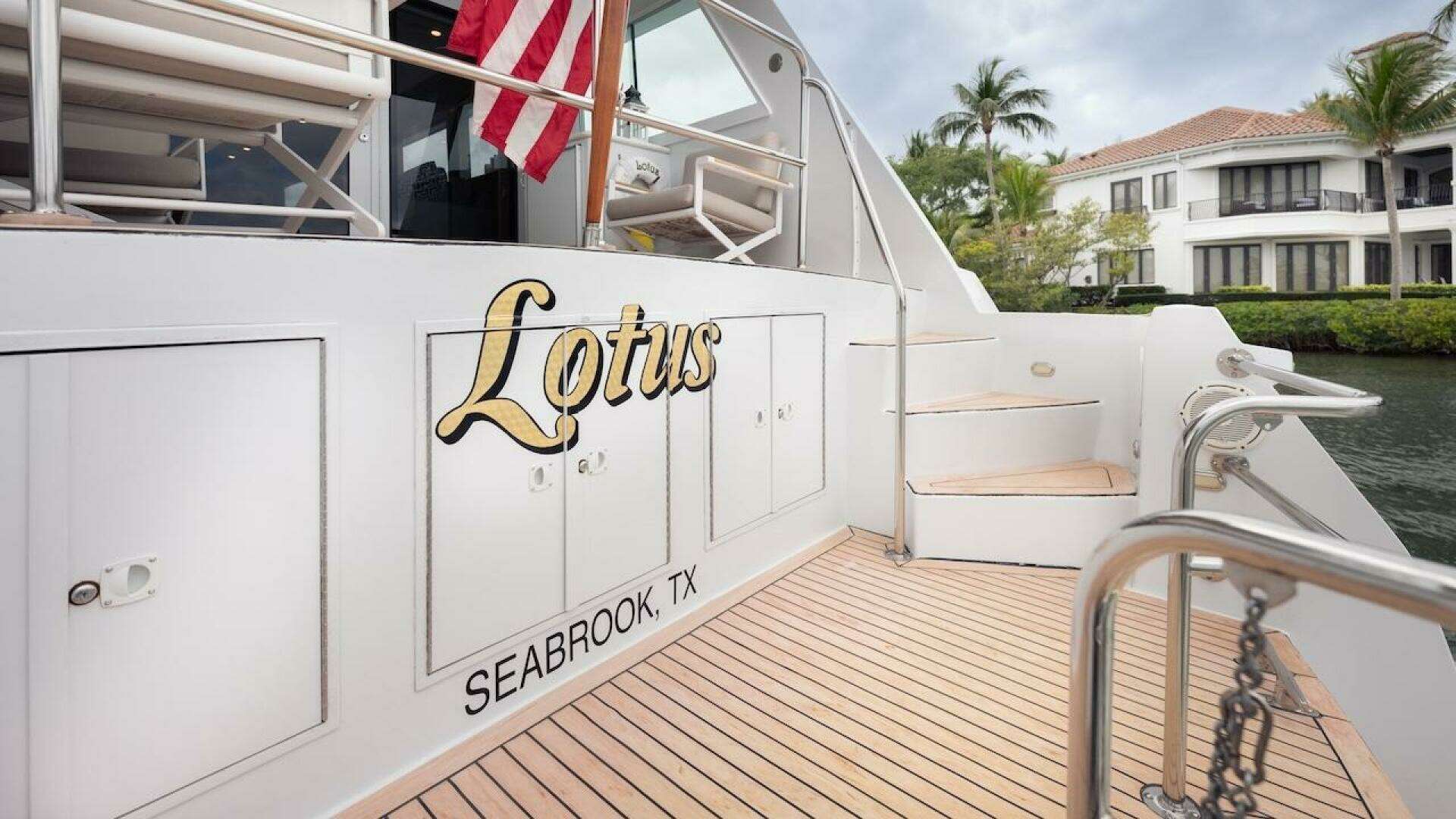1998 Hatteras Sport Deck - Image 36