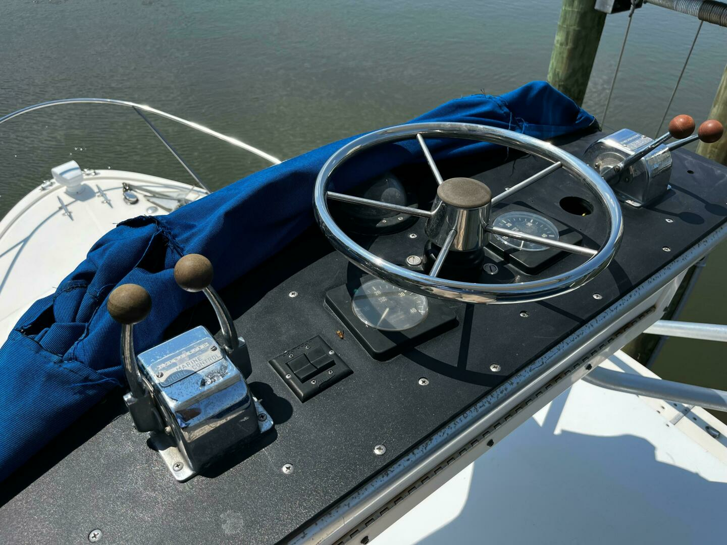 1988 North Coast 24 Express Sportfish - Image 32