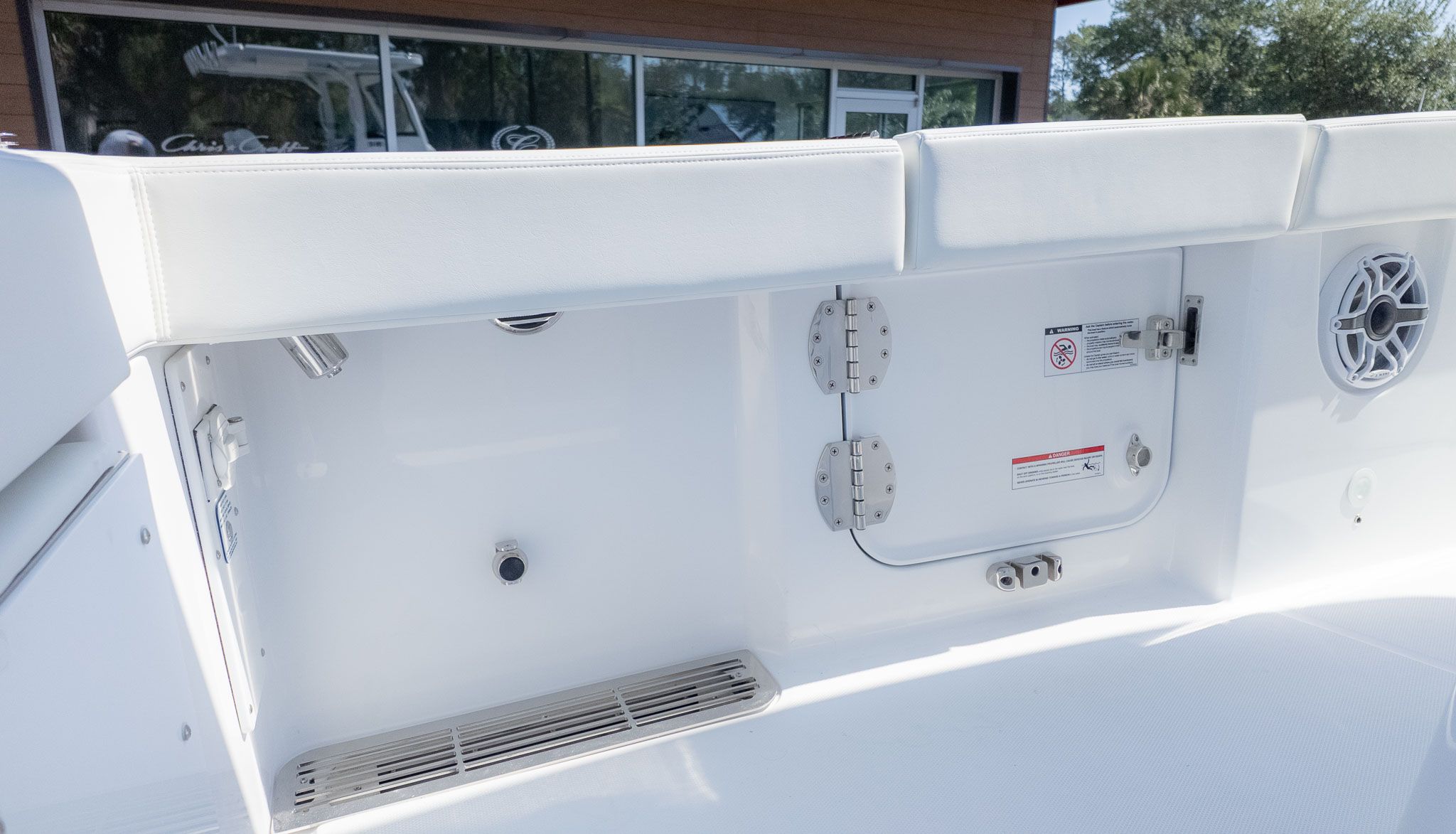 2026 Everglades 285 Center Console - 20