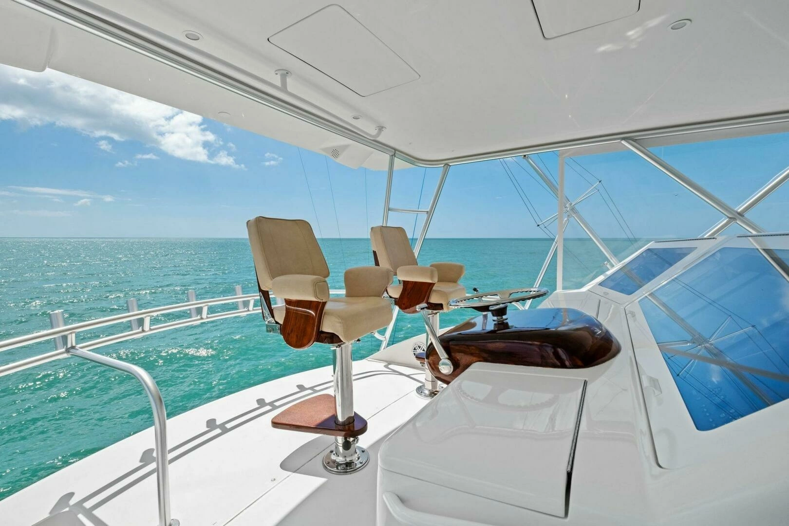 2008 Viking 64 Convertible - Image 21