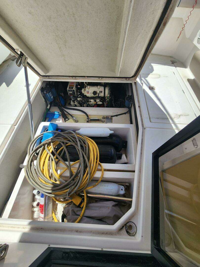2020 Cutwater C-32 CB - Image 31