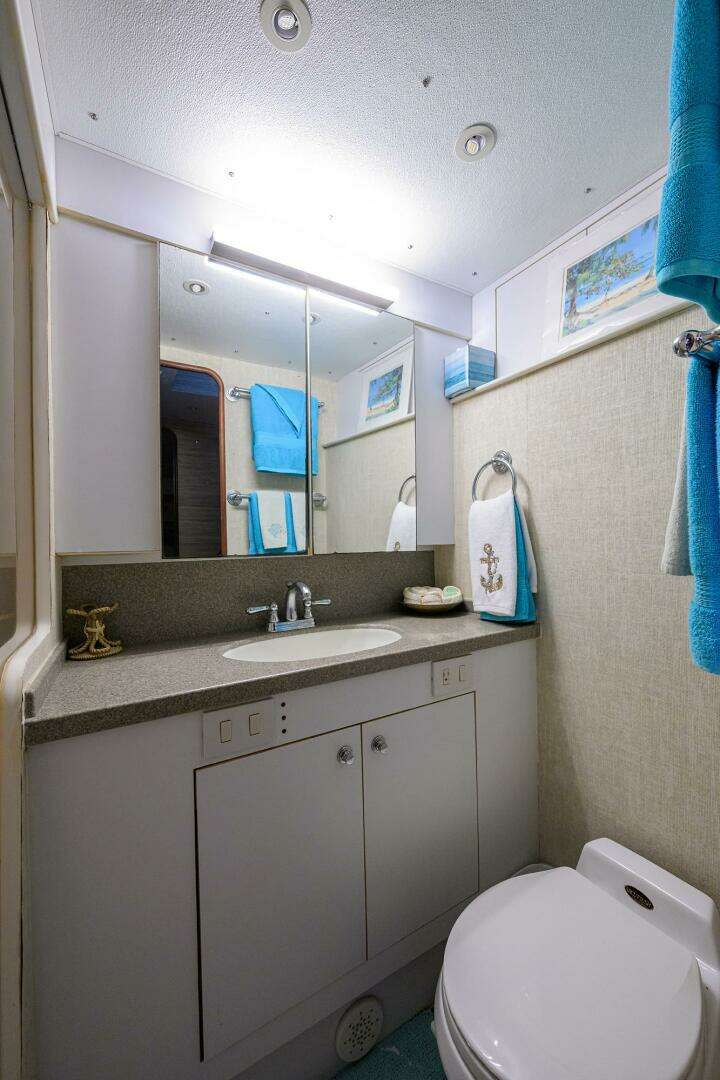 2001 Ocean Yachts 56 Super Sport - Image 53