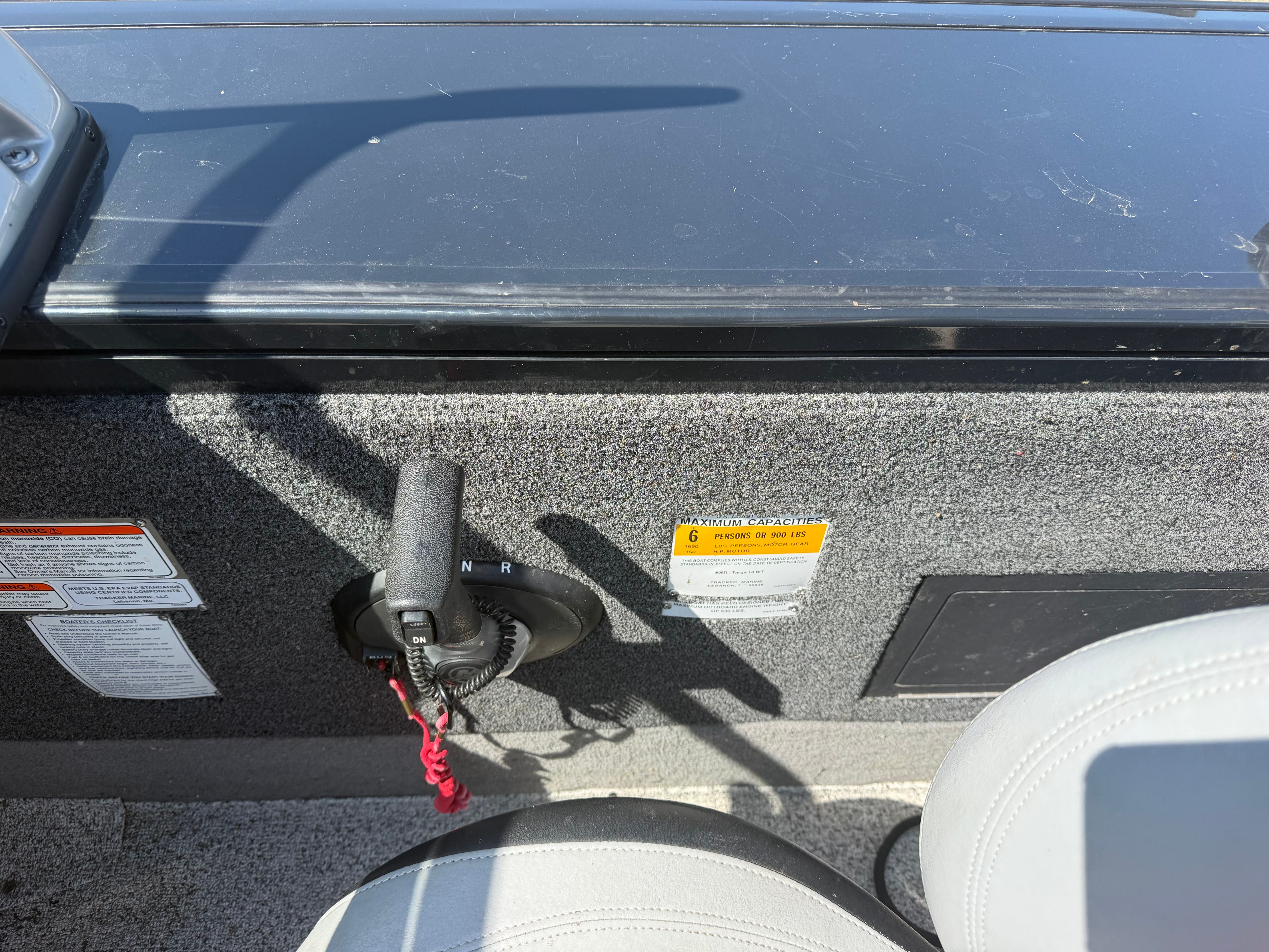 2011 Tracker TARGA V18WT - 12
