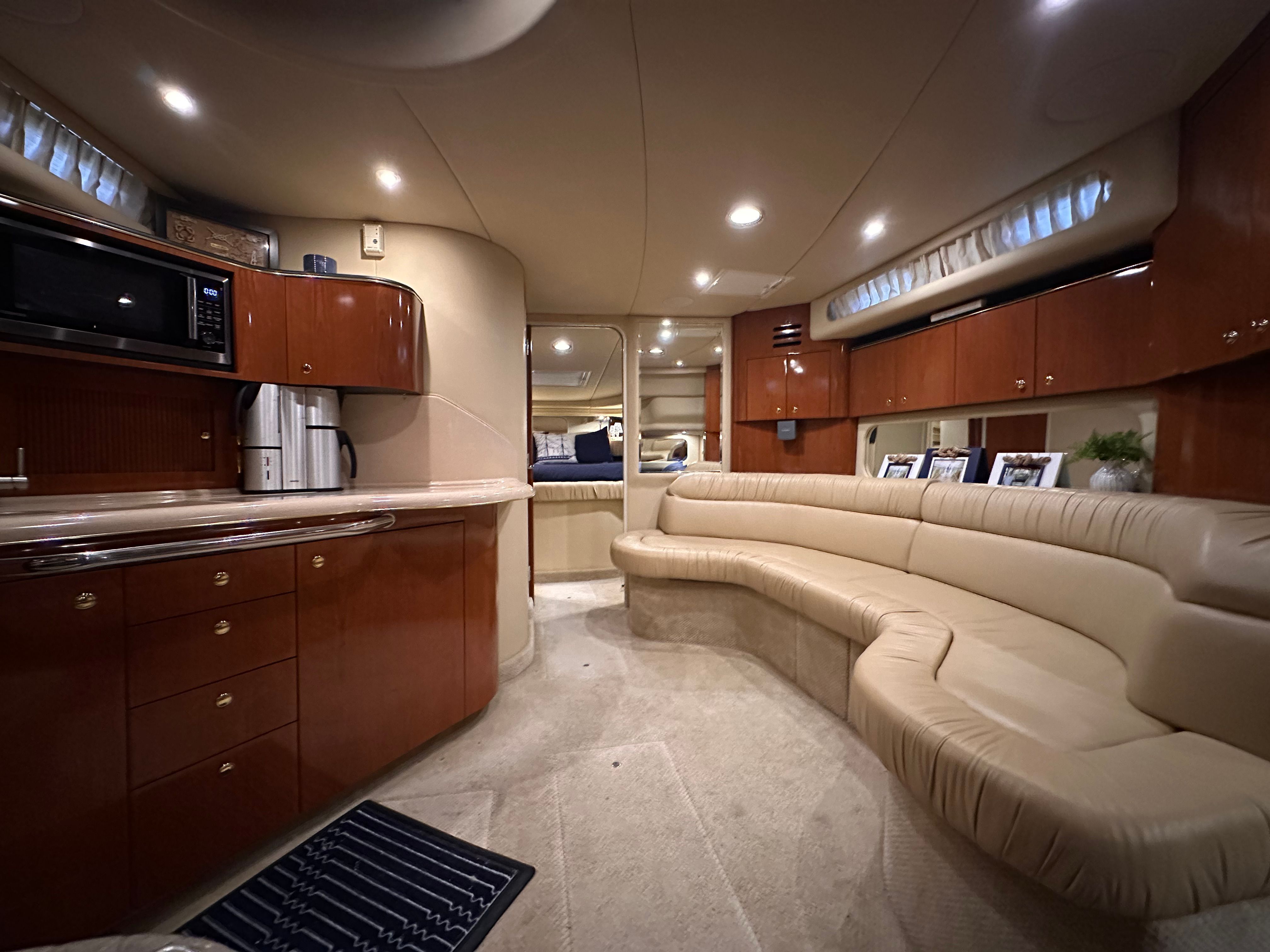 2001 Sea Ray 380 Sundancer - 19