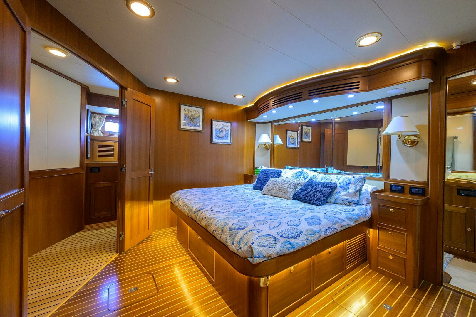 2011 Marlow 97 Explorer - Image 22