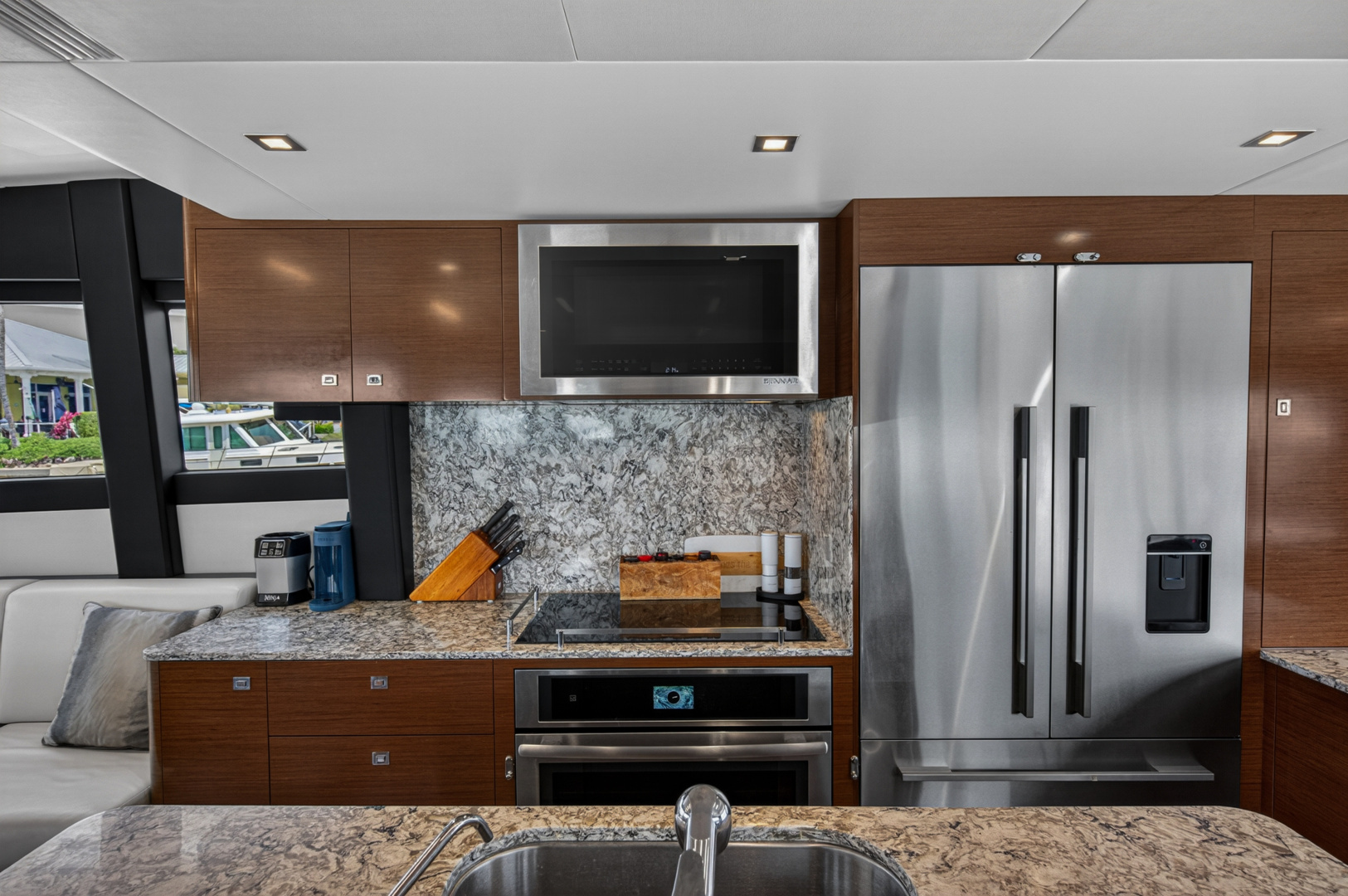 2021 Ocean Alexander 70E - Image 32
