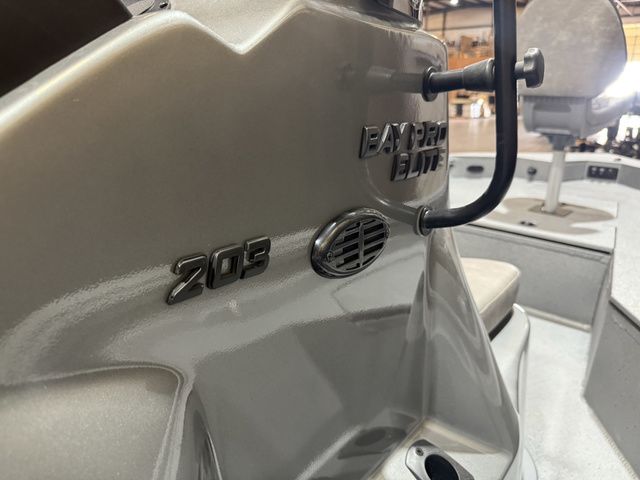 2026 Excel Bay Pro Elite 203 W/Yamaha 115 "SHO" - 12