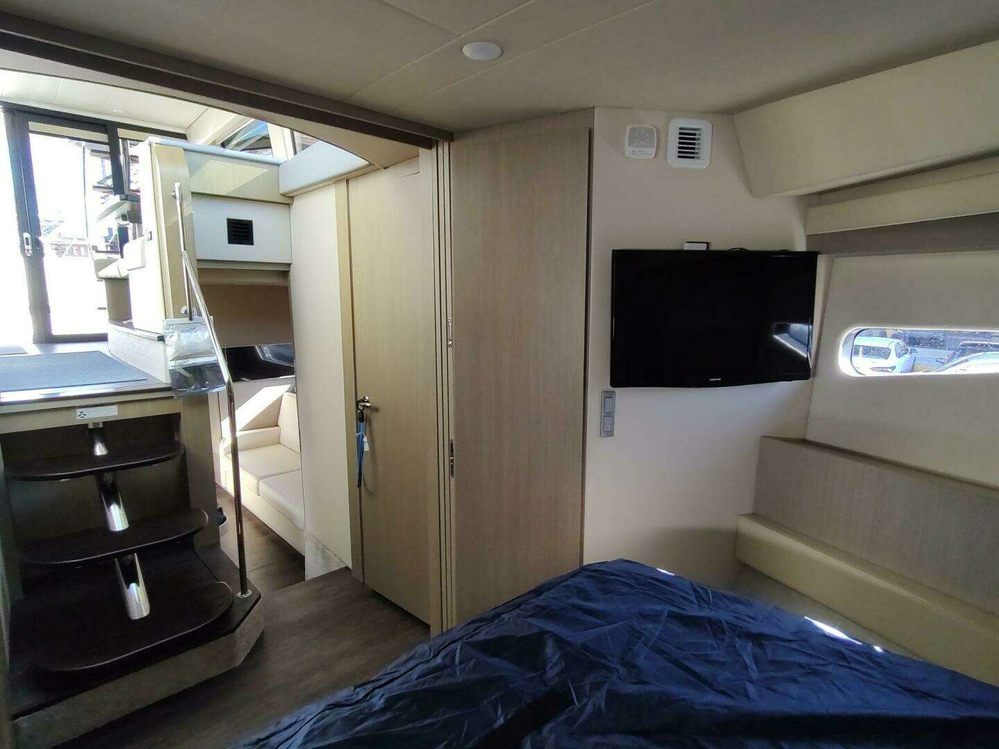 2021 Regal 42 Fly - Image 60