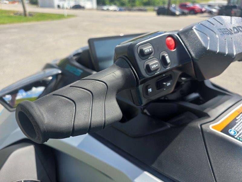 2026 Sea-Doo GTX Limited 325 w/ Sound - 28