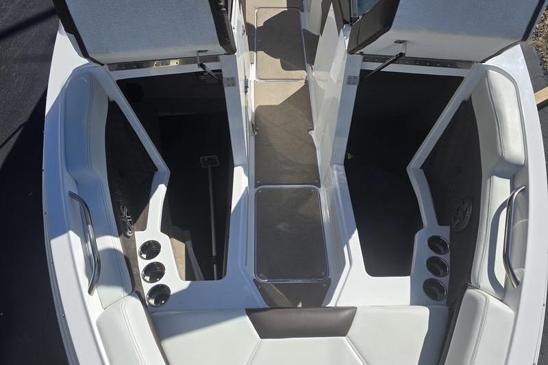 2022 Cobalt R4 boat interior with seating and storage compartments.