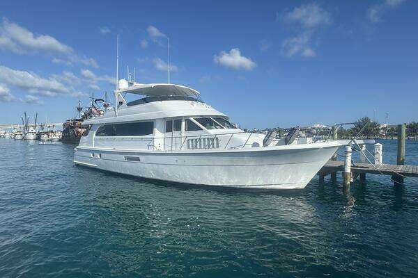 2000 Hatteras 75 Sport Deck
