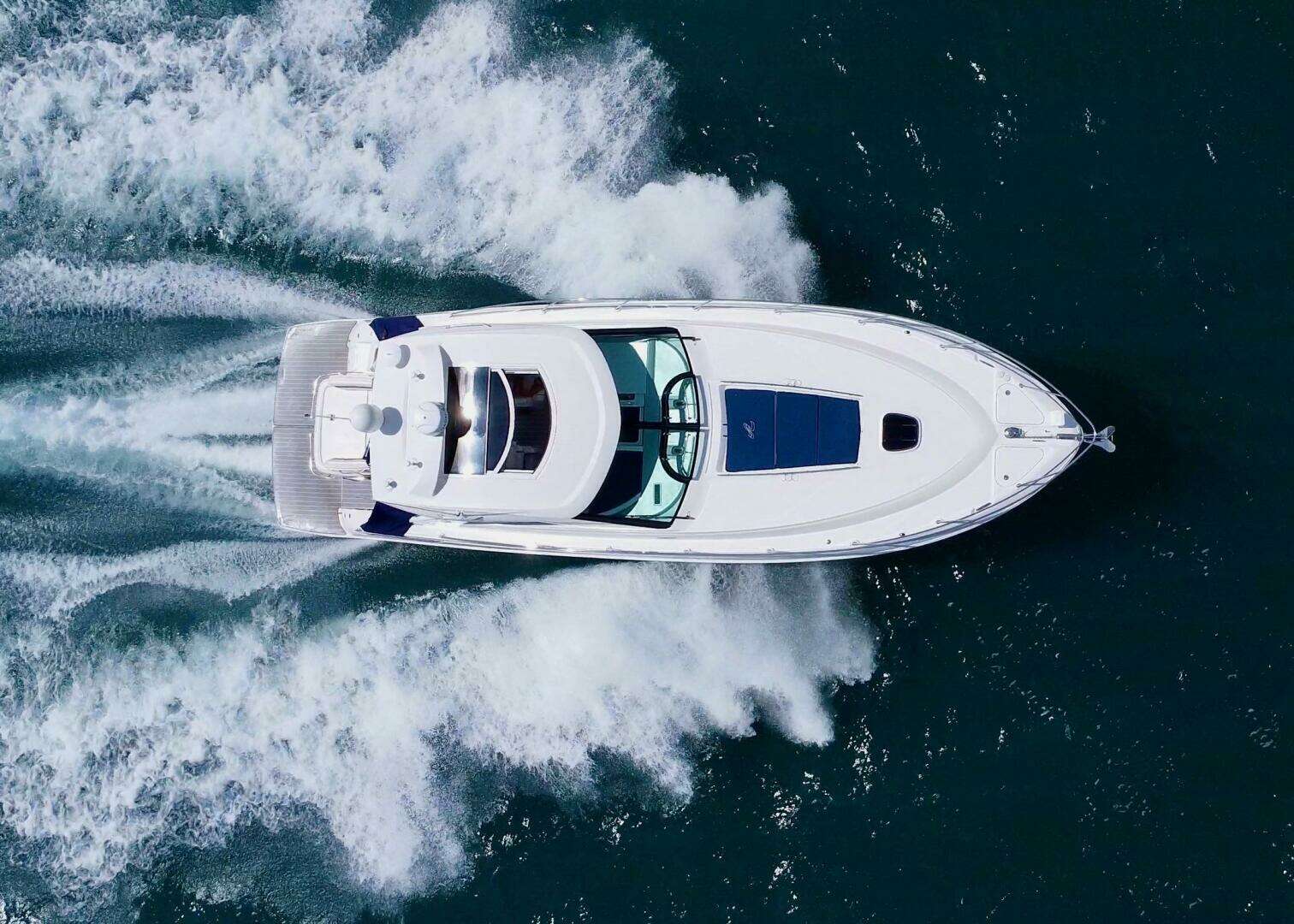2010 Sea Ray 450 Sundancer - Image 10