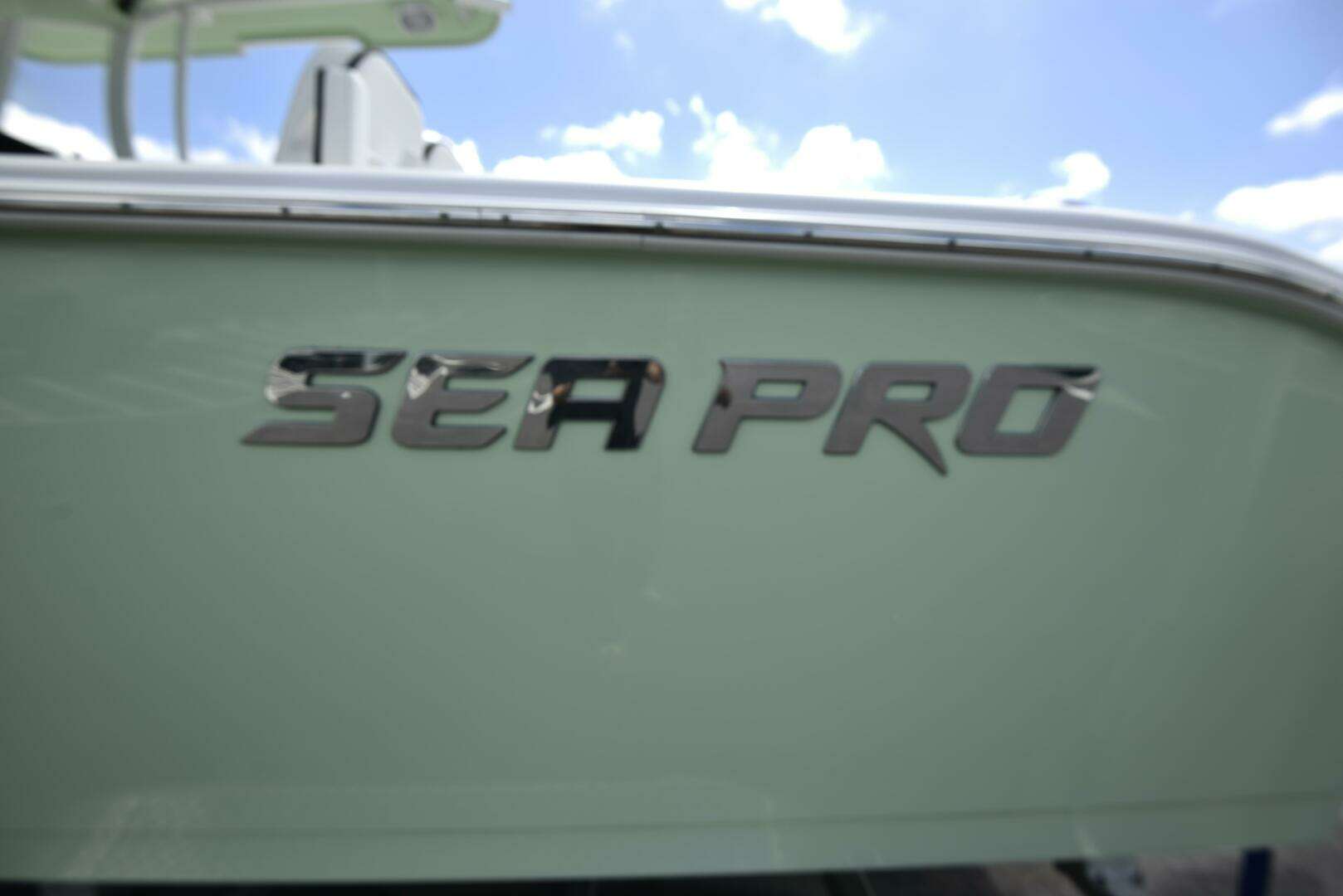 2023 Sea Pro 239 Deep V DLX - Image 5