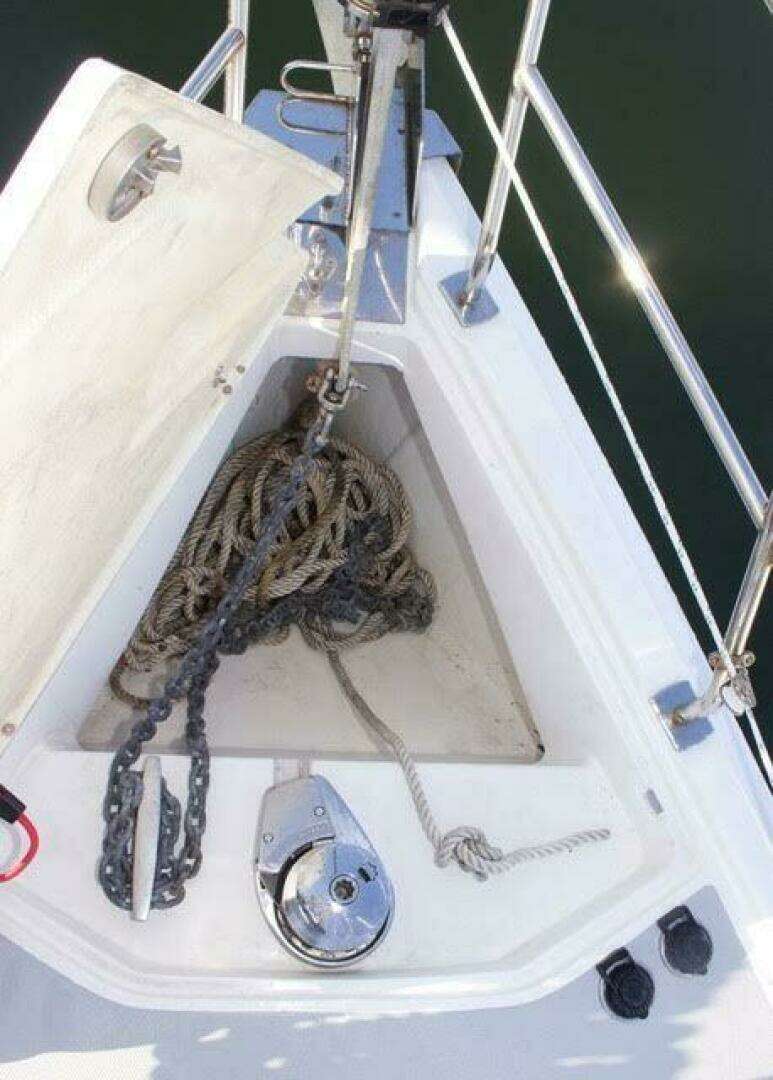 2004 Hunter Sloop - Image 3
