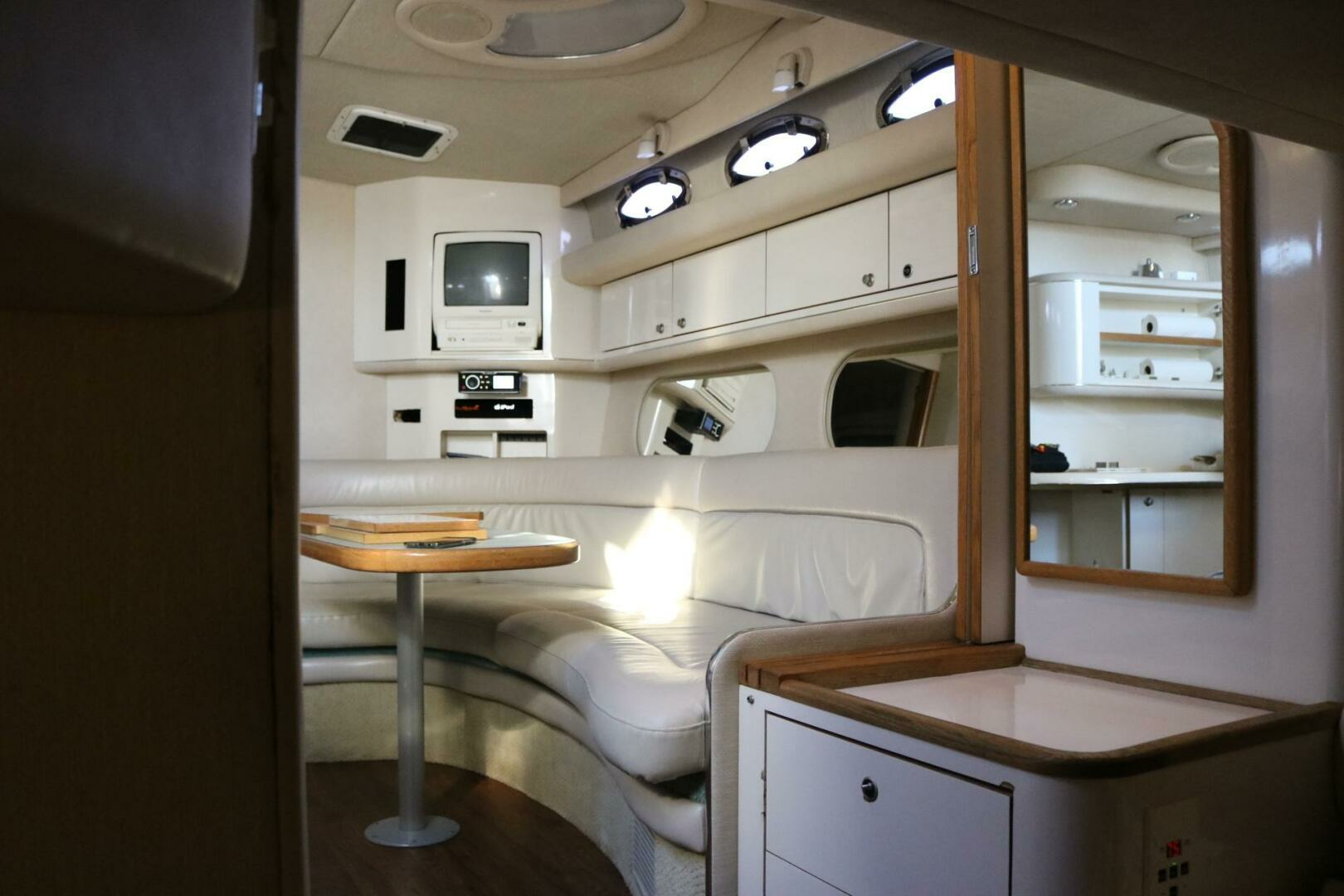 1996 Sea Ray Sundancer - Image 25