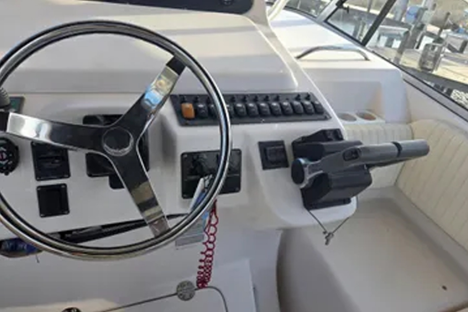 2004 Grady-White Express 330 - Image 20