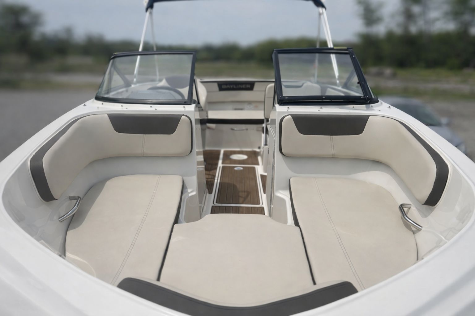 2018 Bayliner VR5 Bowrider I/O - 5