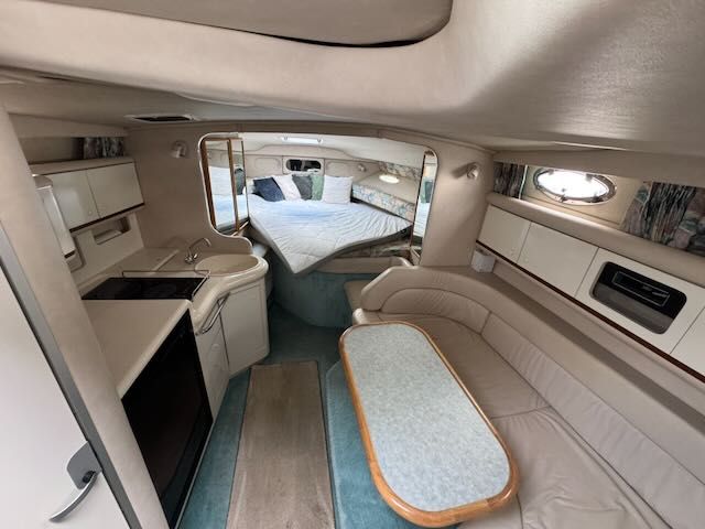 1996 Sea Ray Sundancer 330 - 13