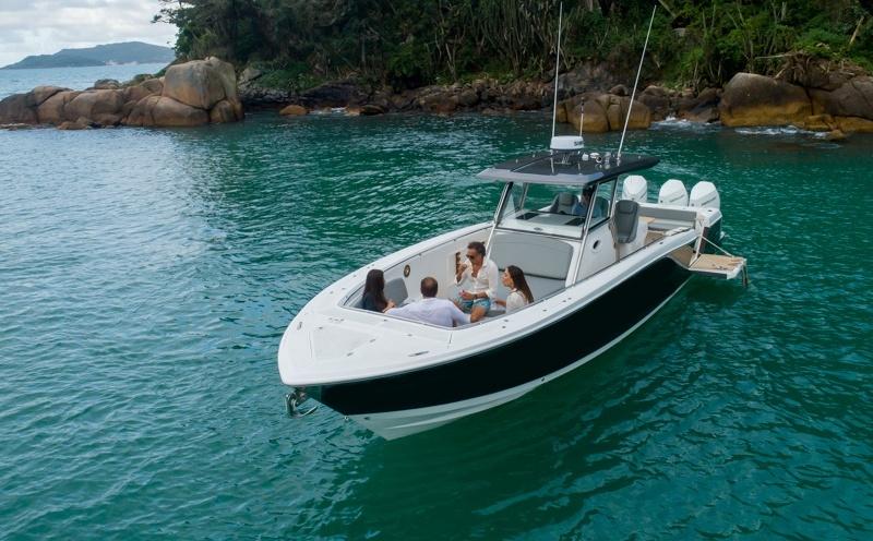 2025 Fishing Raptor 390 Solarium