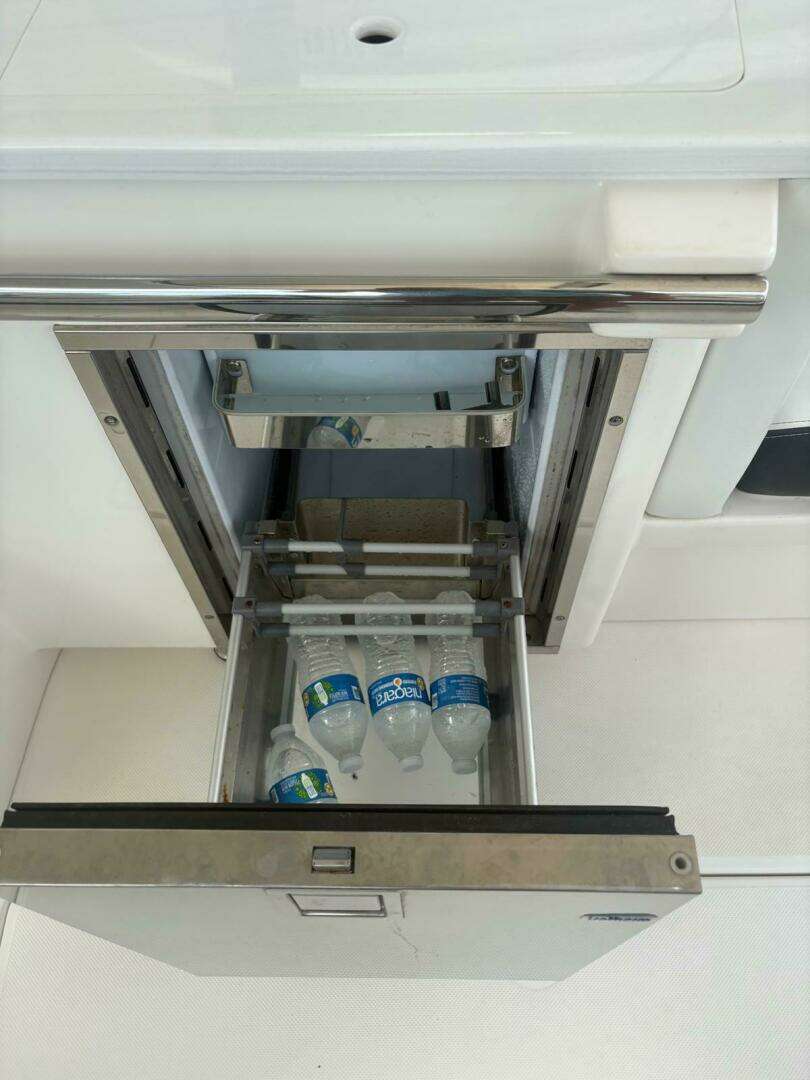 2022 Regal 29 OBX - Image 21