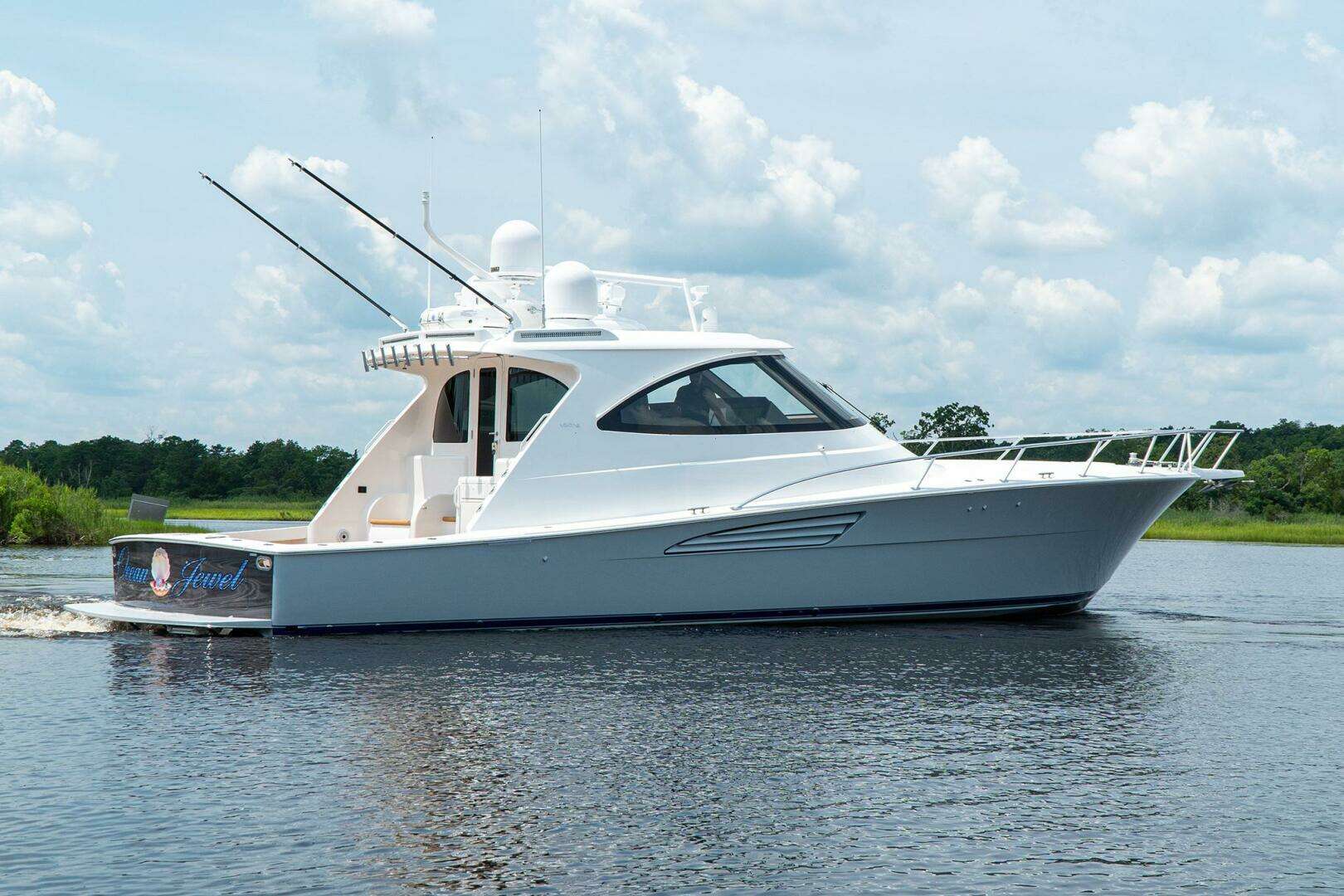 2026 Viking 54 Sport Coupe - Image 2