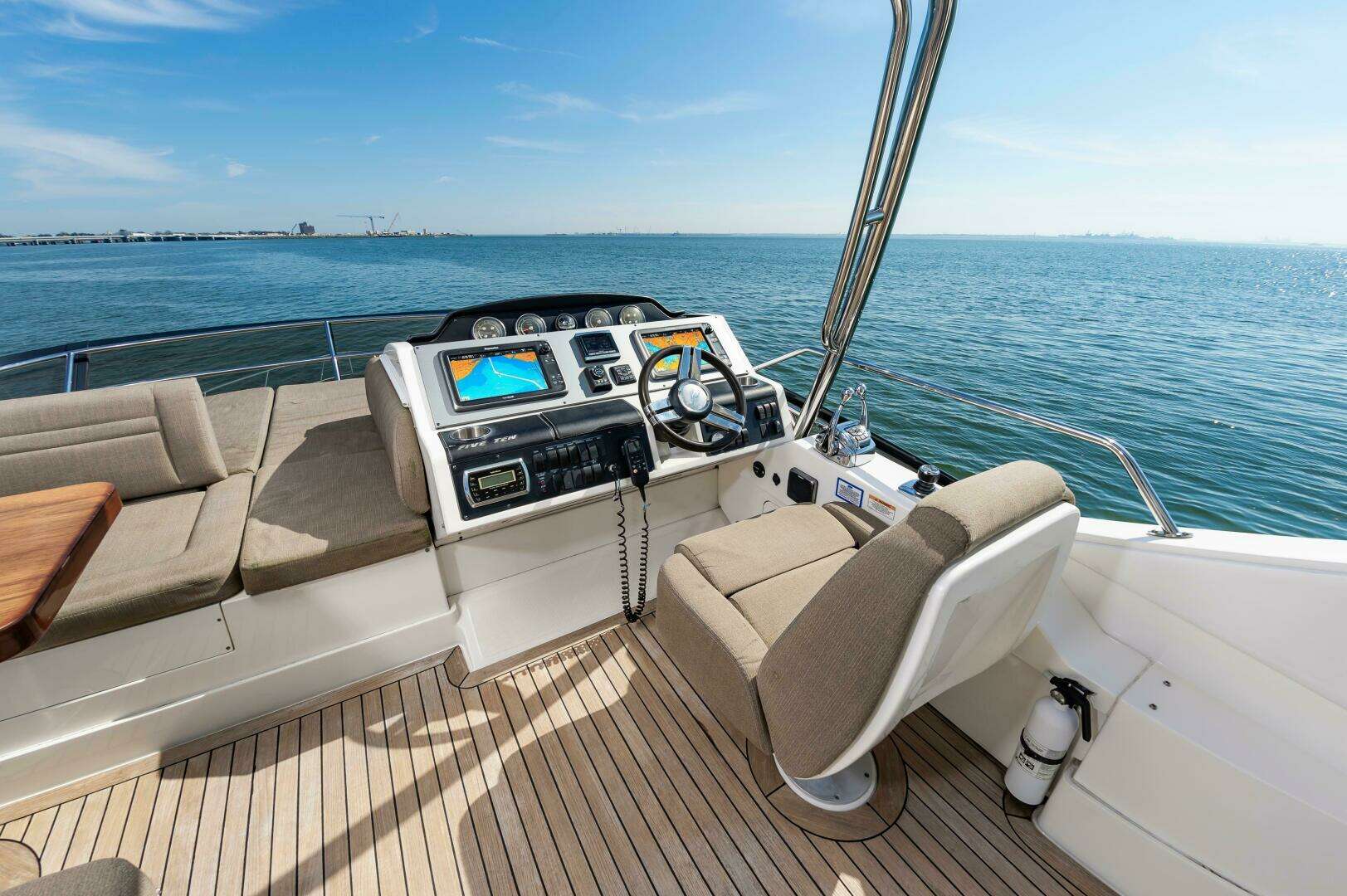 2015 Sea Ray 510 Fly - Image 18