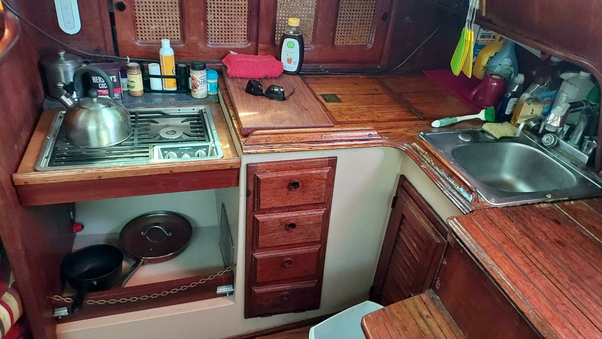 1977 Islander 36 - Image 25