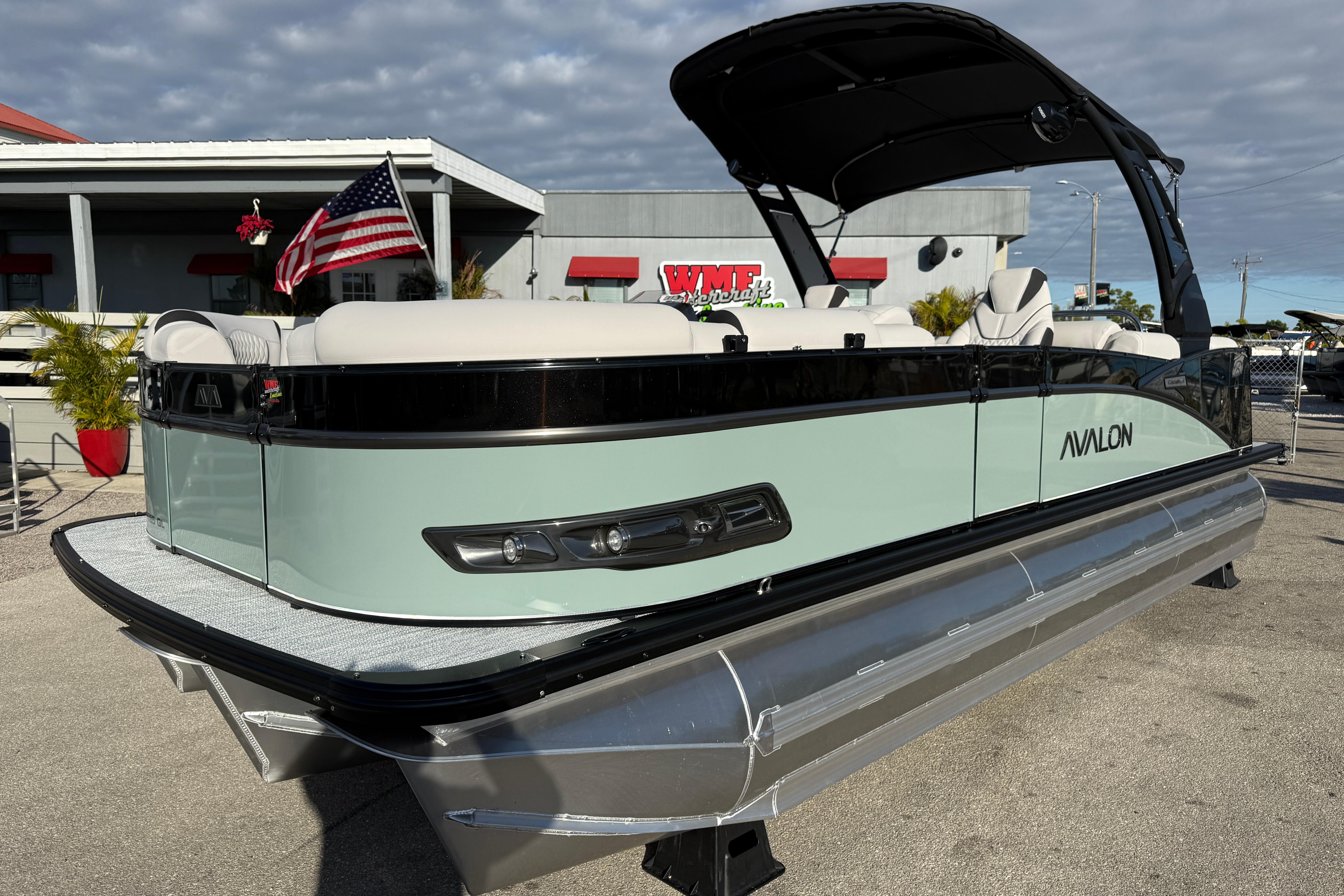 2026 Avalon 2385 Catalina Quad Lounger, Tri Toon High Performance