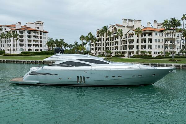 2009 Pershing 90 Express