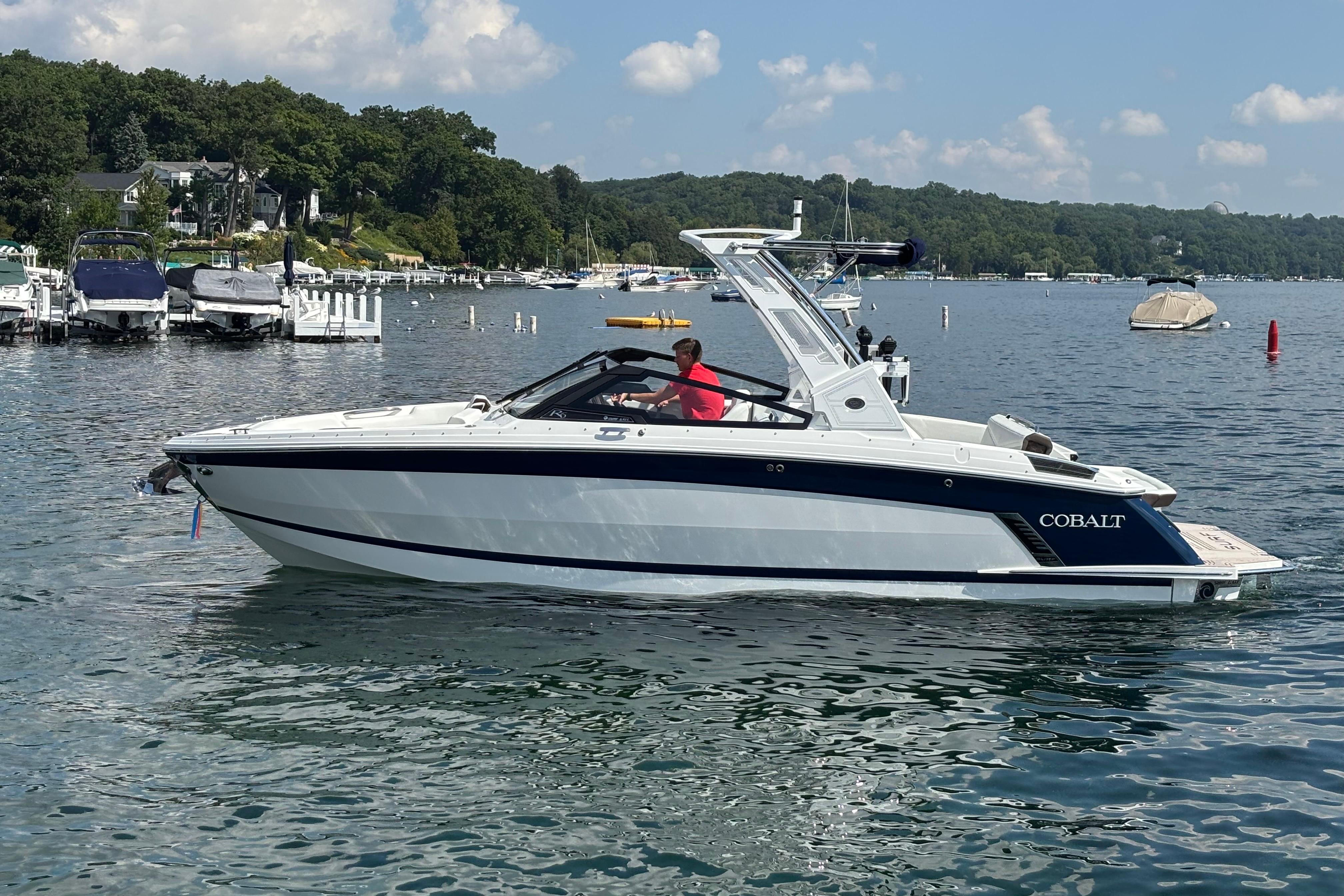2025 Cobalt R6 Surf
