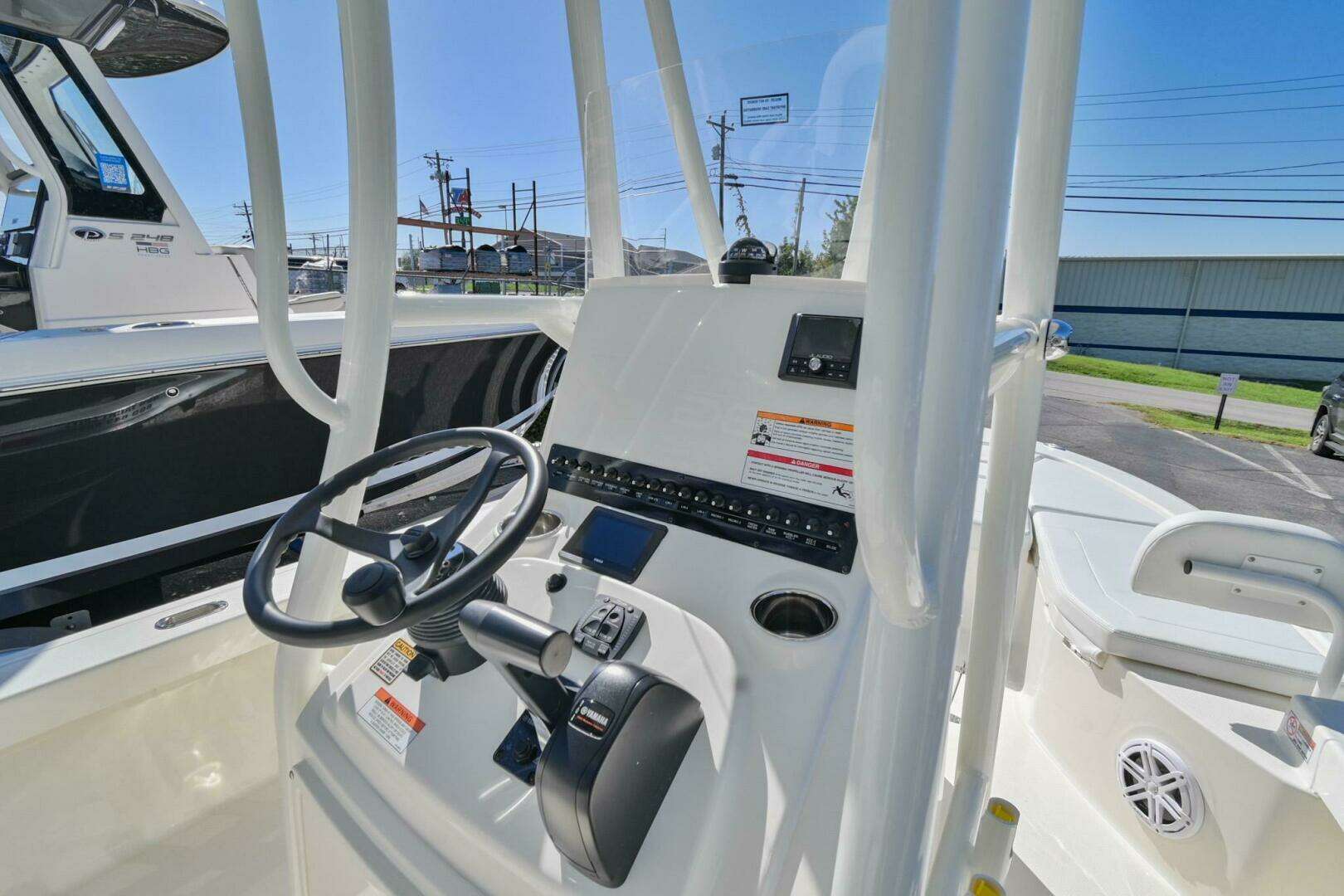 2025 Pathfinder 2200TRS - Image 12
