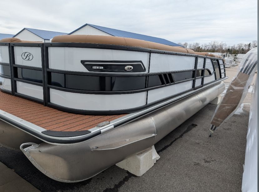 2026 Bentley Pontoons Elite 253 Admiral