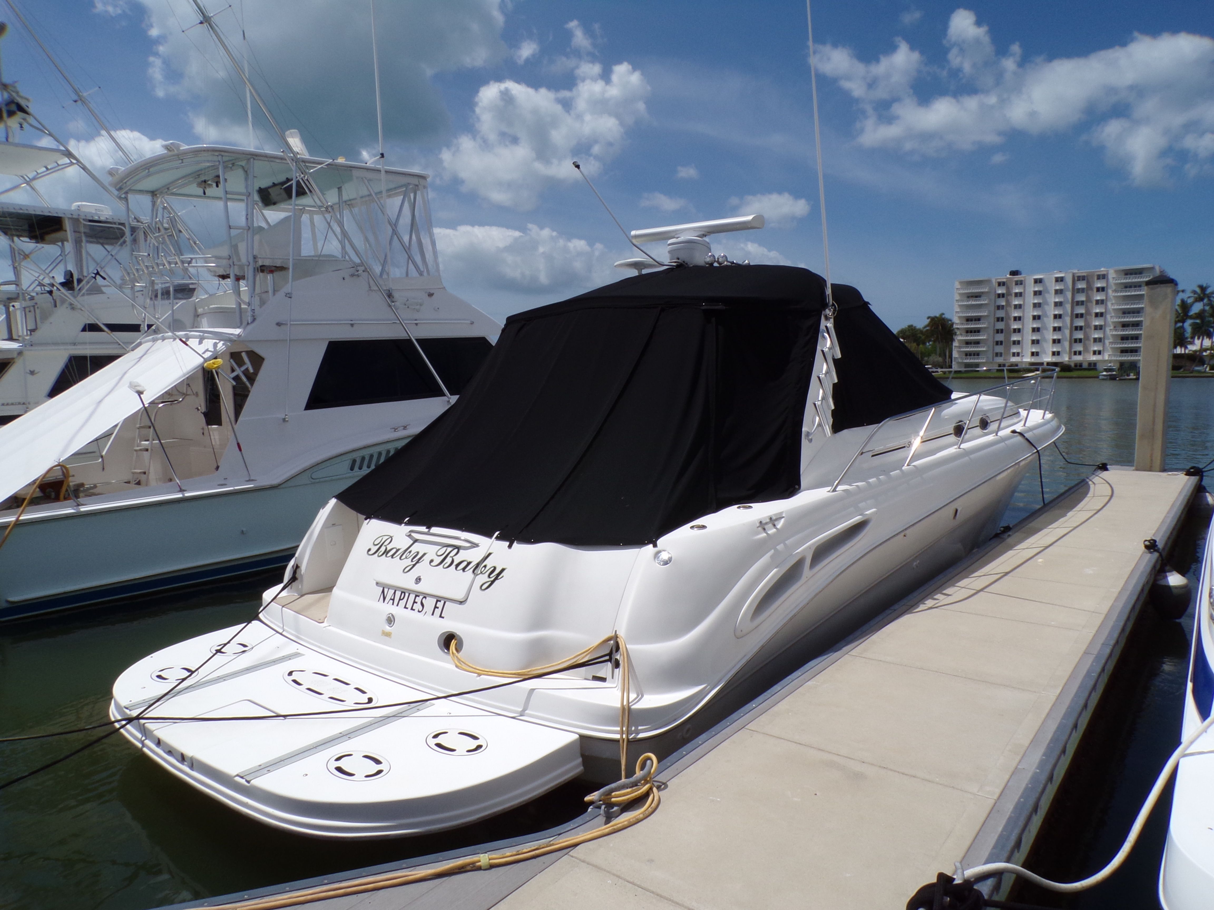 2000 Sea Ray 410 Express Cruiser