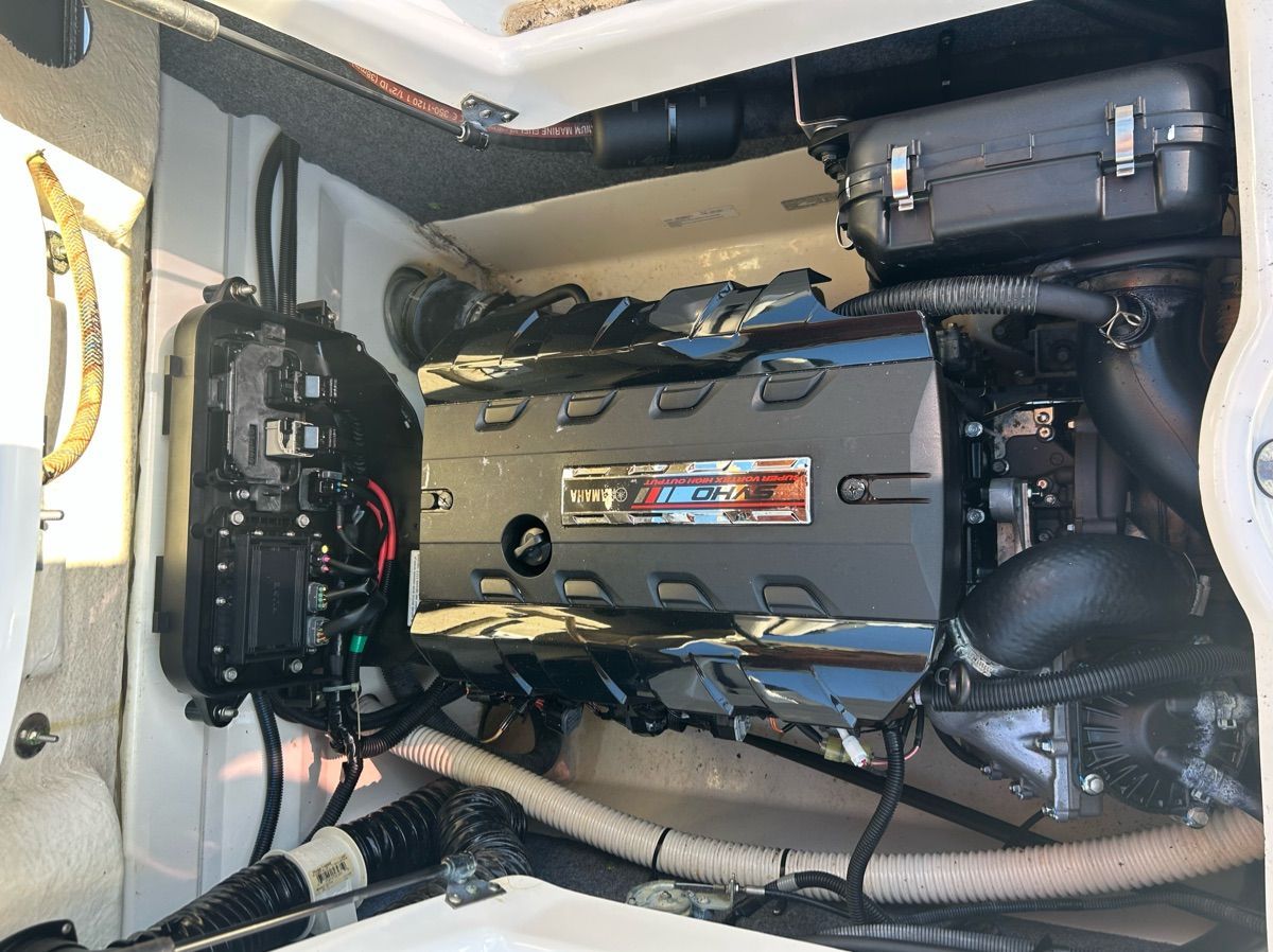 2018 Yamaha Boats AR195 - 8