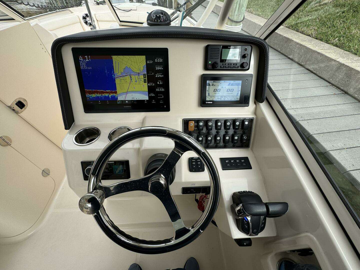 2021 Grady-White Freedom 285 - Image 17