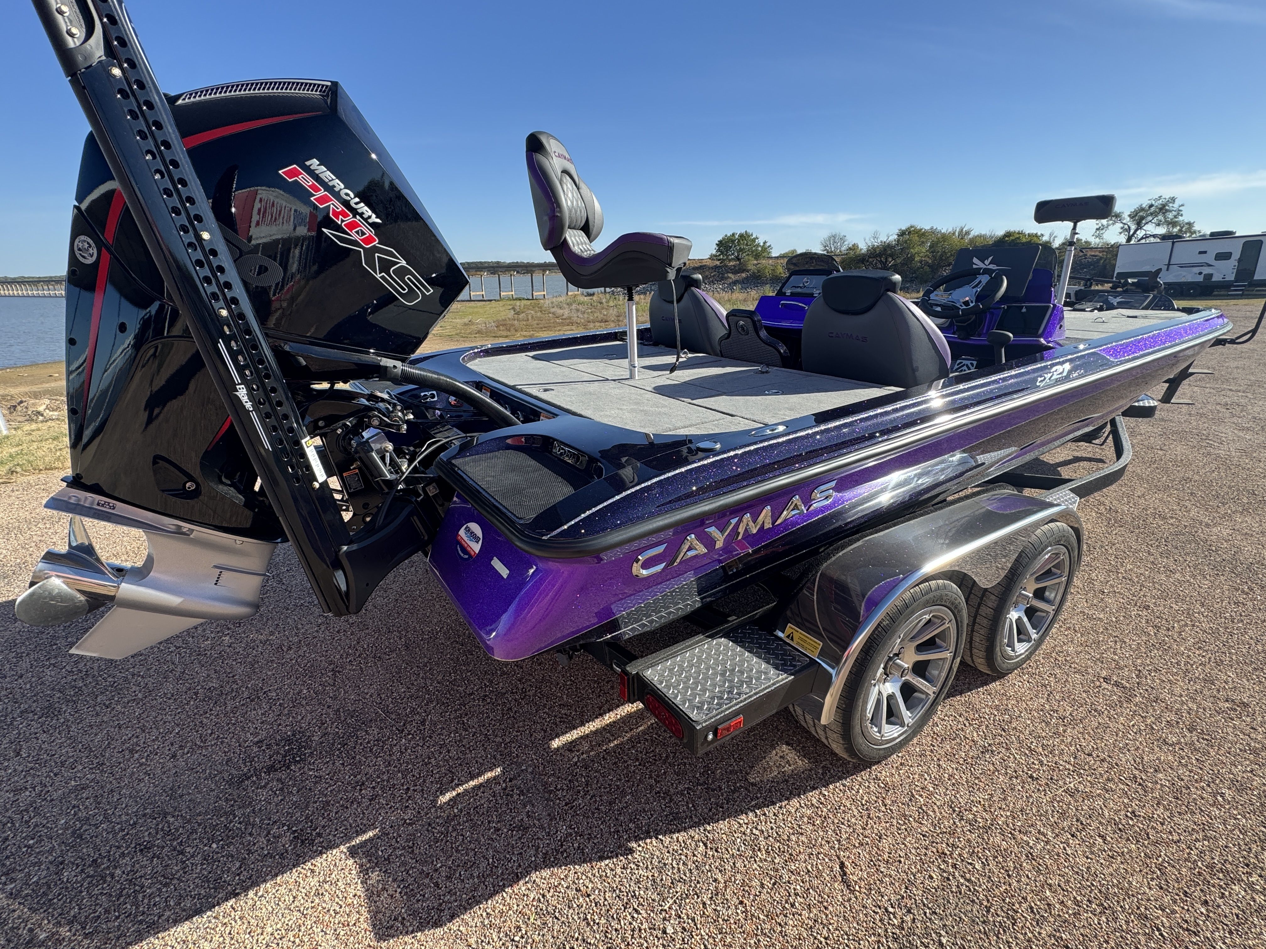 2026 Caymas Bass Boats CX SERIES - 11