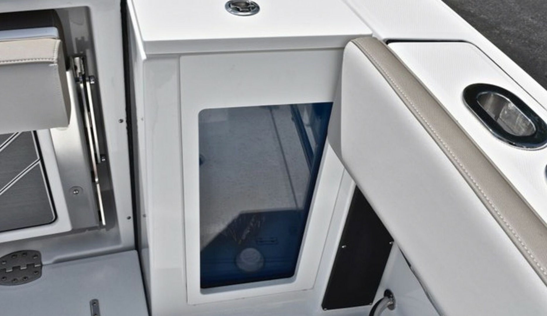 2019 Blackfin — - Image 22