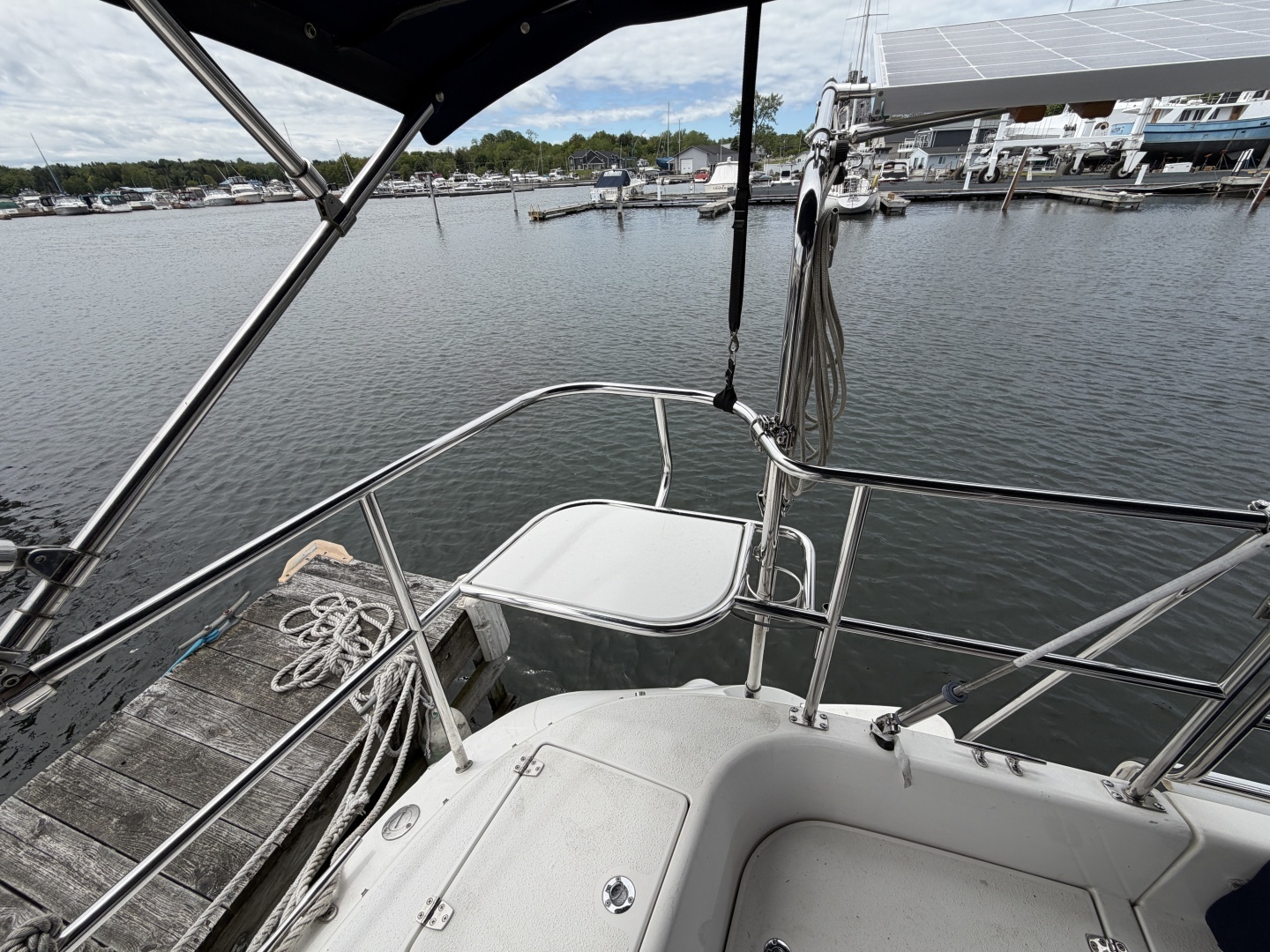 2004 Catalina Catalina 350 - Image 24